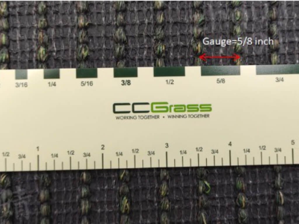 Measurement of distance between artificial grass